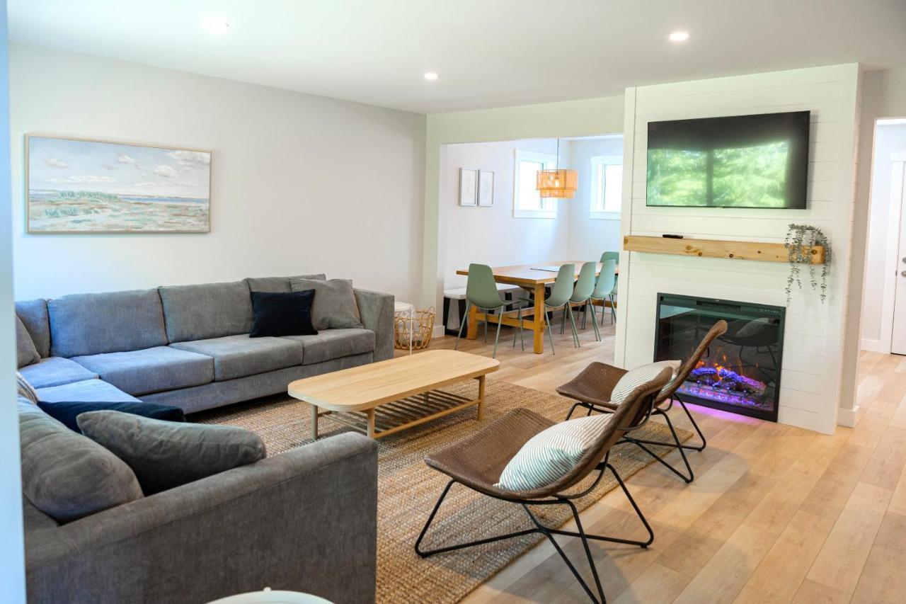 Surfs Inn Guesthouse & Cottages Ucluelet Extérieur photo